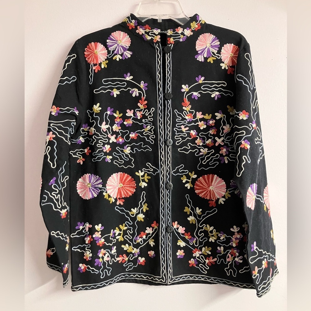 Women’s Floral Embroidered Jacket, Small, Black w Bright Floral Patterns